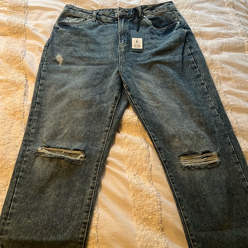 Refuge Super High Rise Mom Jean